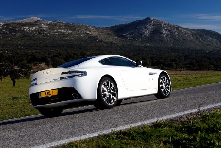 2014 Aston Martin Vantage 4.3 430 HP S Otomatik Özellikleri - bagajhacmi.com