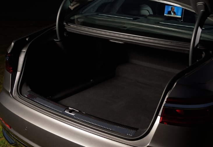 2023 Audi A8 3.0 TFSI quattro 340 Beygir Long Tiptronic Teknik Verileri