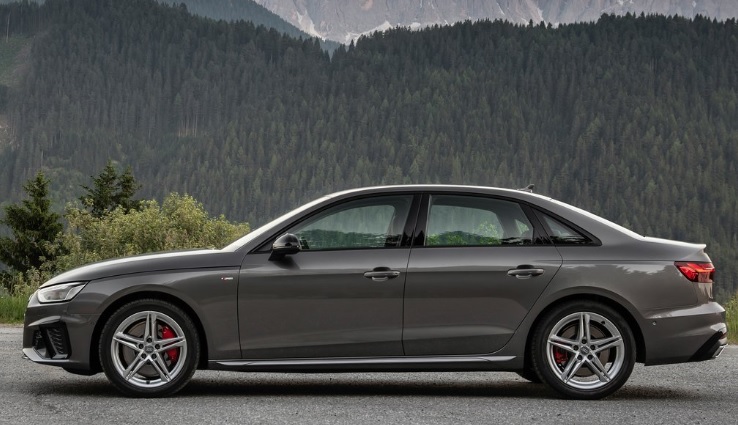 2023 Audi A4 2.0 TDI S Line