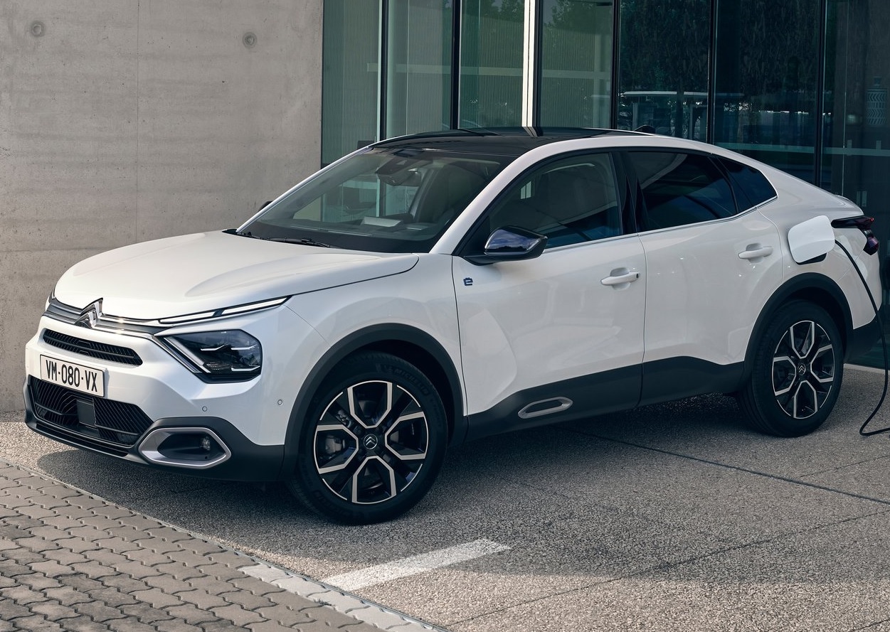 2024 Citroen C4 X 1.2 PureTech 130 HP Shine EAT Özellikleri - bagajhacmi.com