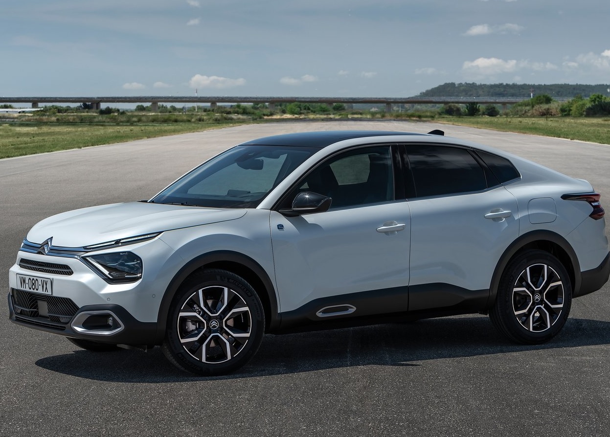 2024 Citroen C4 X 1.2 PureTech 130 HP Shine EAT Özellikleri - bagajhacmi.com