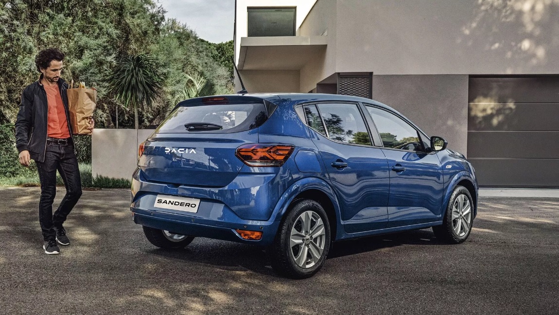 2023 Dacia Sandero 1.0 Turbo 90 HP Essential CVT Özellikleri - bagajhacmi.com