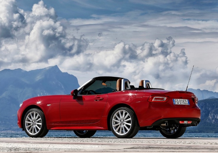 2018 Fiat 124 Spider 1.4 140 HP Lusso Manuel Özellikleri - bagajhacmi.com
