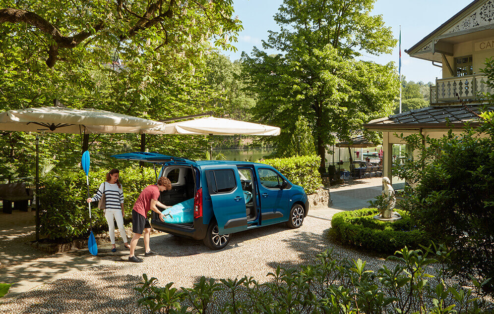 2024 Fiat Doblo Combi 1.5 BlueHDi 130 HP Premio Plus Otomatik Özellikleri - bagajhacmi.com