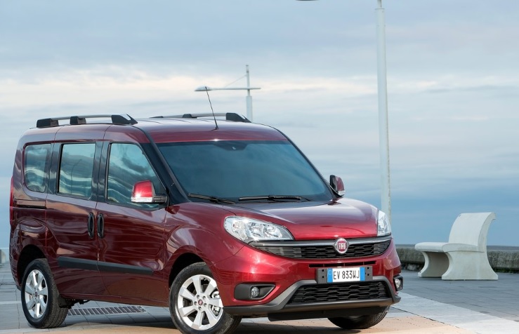 2023 Fiat Doblo Combi 1.6 Multijet 120 HP Premio Plus Manuel Özellikleri - bagajhacmi.com