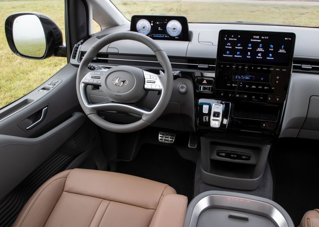2023 Hyundai Staria 2.2 CRDi Elite