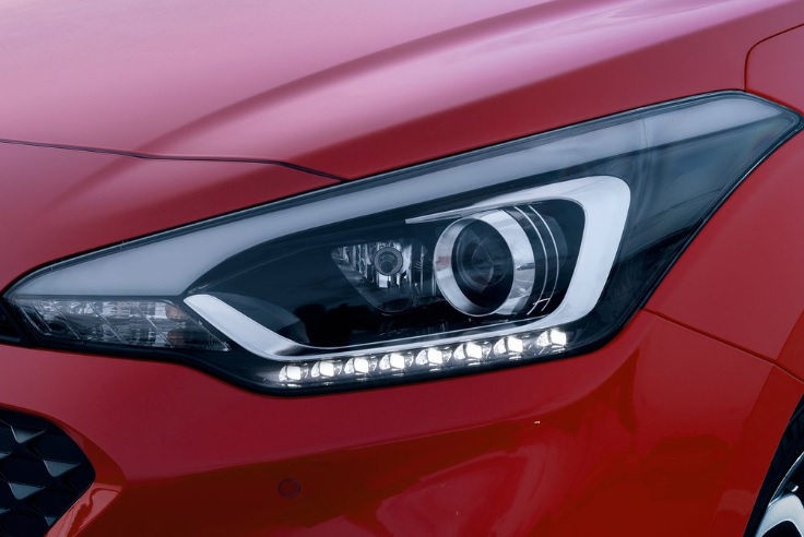 2020 Hyundai i20 1.4 MPI 100 Beygir Elite Pan AT Teknik Verileri