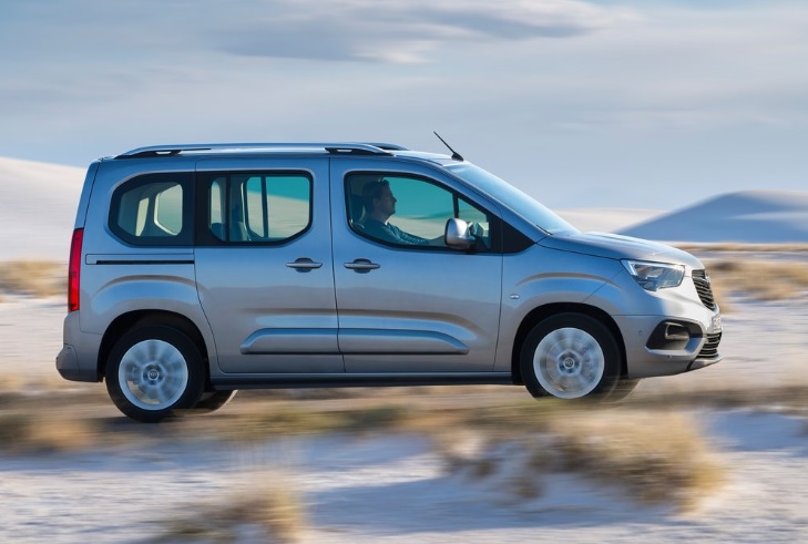 2024 Opel Combo 1.5 Dizel 130 Beygir Ultimate AT8 Teknik Verileri