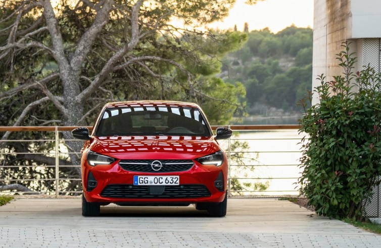 2023 Opel Corsa 1.2 100 HP Elegance Otomatik Özellikleri - bagajhacmi.com