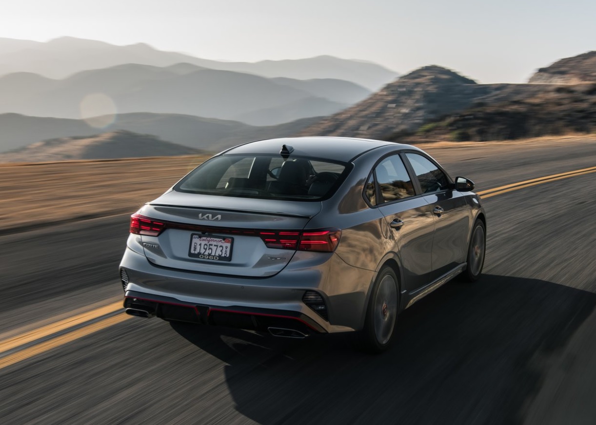 2022 Kia Cerato 1.6 MPI 128 HP Elegance AT Özellikleri - bagajhacmi.com