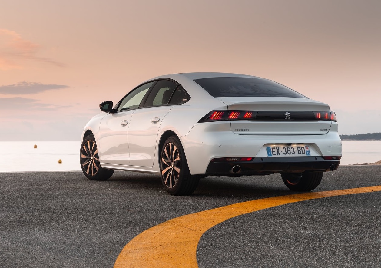 2023 Peugeot 508 1.5 BlueHDi 130 HP GT Selection EAT Özellikleri - bagajhacmi.com
