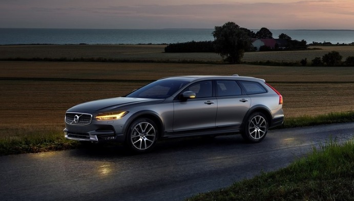 2020 Volvo V90 2.0 D5 AWD 235 Beygir Cross Country Pro Geartronic Teknik Verileri