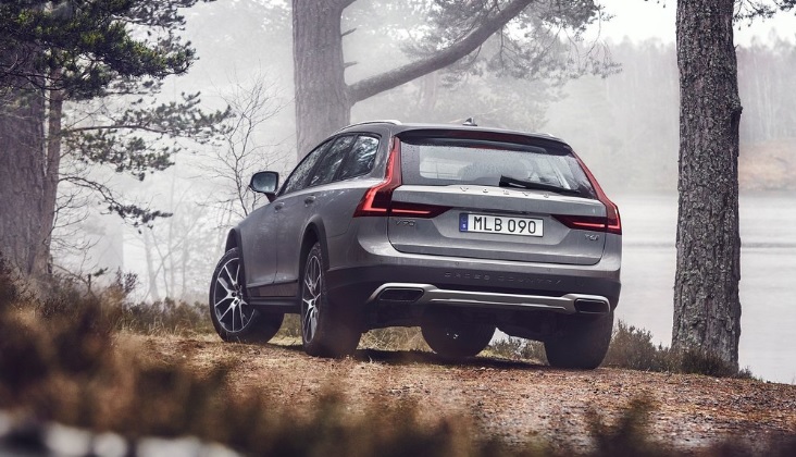 2020 Volvo V90 2.0 D5 AWD Cross Country Pro