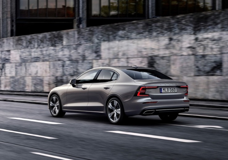 2021 Volvo S60 2.0 B5 Inscription Plus