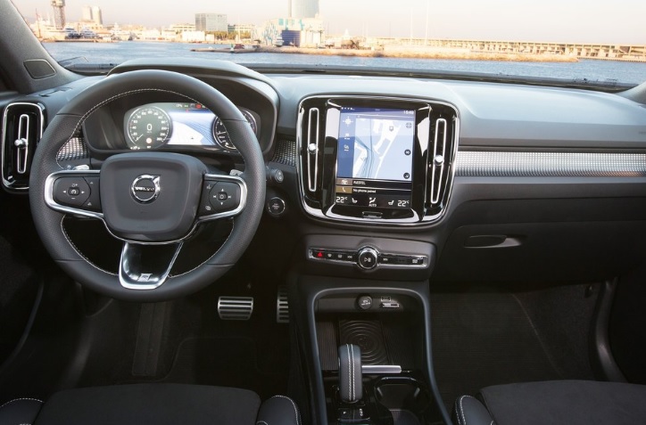 2019 Volvo XC40 2.0 D3 Momentum