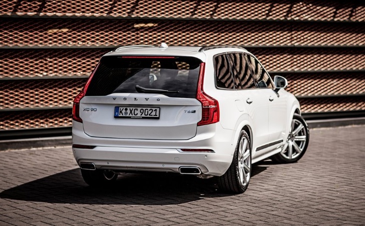 2020 Volvo XC90 2.0 B6 R-Design