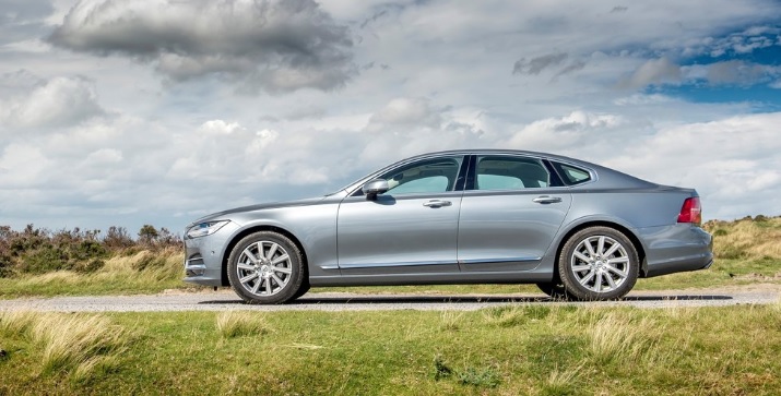 2019 Volvo S90 2.0 D5 AWD R-Design
