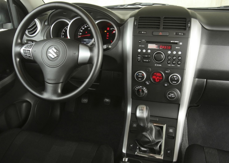 2013 Suzuki Grand Vitara 2.4 JLX