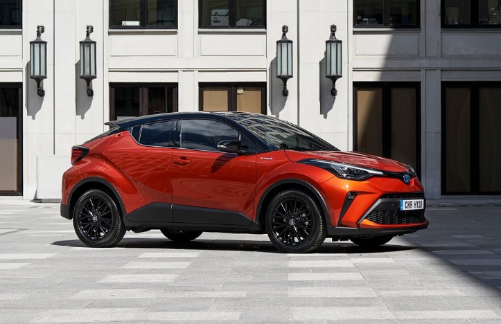 2021 Toyota C-HR 1.8 Hybrid Flame Özellikleri