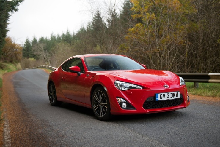 2015 Toyota GT 86 2.0 200 HP GT Manuel Özellikleri - bagajhacmi.com