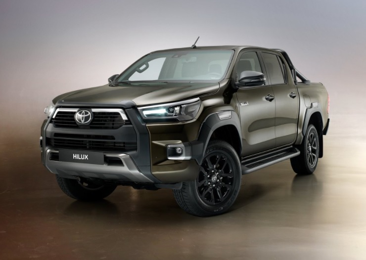 2020 Toyota Hilux 2.4 150 HP Adventure Manuel Özellikleri - bagajhacmi.com