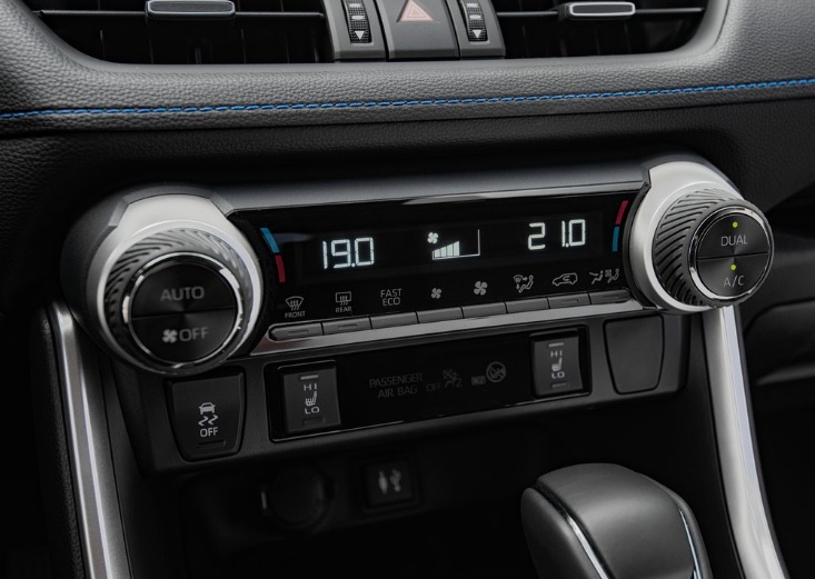2022 Toyota RAV4 2.5 Hybrid Flame