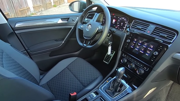 2018 Volkswagen Golf 1.6 TDI 115 HP Comfortline DSG Özellikleri - bagajhacmi.com