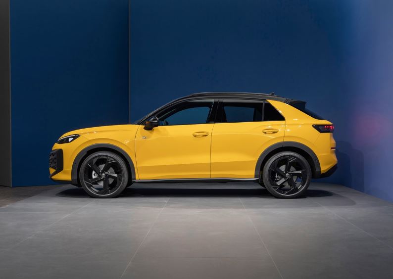 2026 Volkswagen T-Roc 1.5 eTSI ACT R-Line