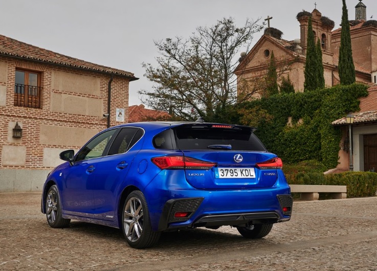 2020 Lexus CT 200h 1.8 136 HP Executive E-CVT Özellikleri - bagajhacmi.com
