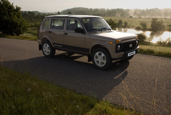 2018 Lada Niva 1.7 3K 83 HP Urban Manuel Özellikleri - bagajhacmi.com