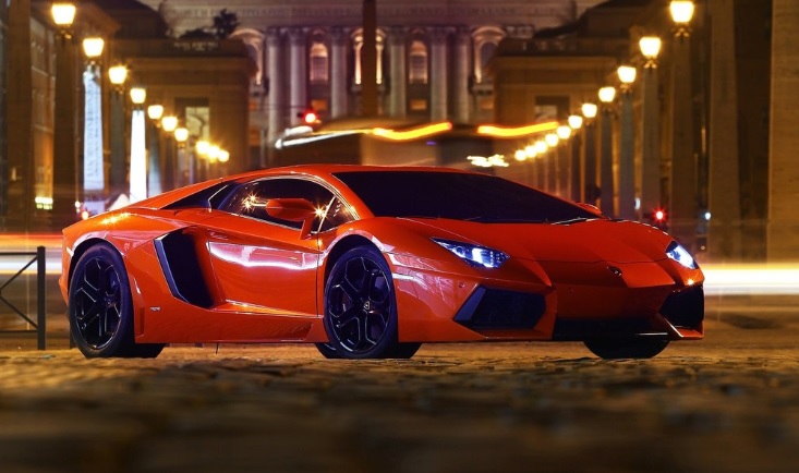 2014 Lamborghini Aventador 6.5 V12 700 HP LP Manuel Özellikleri - bagajhacmi.com