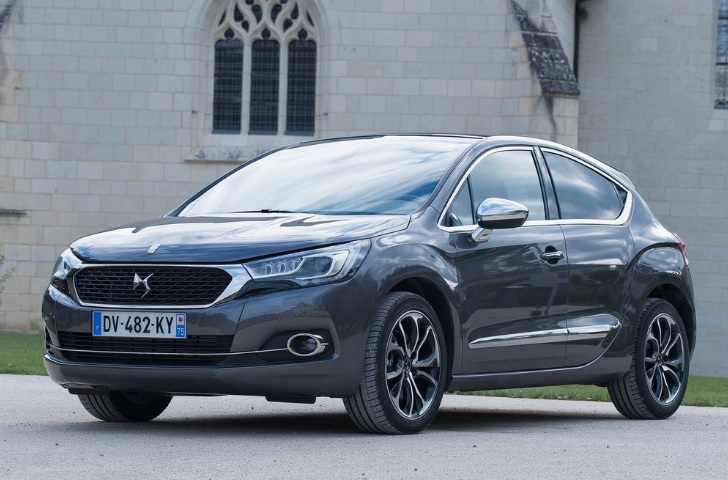 2016 DS DS 4 1.6 BlueHDI 120 HP Start Stop EAT6 Özellikleri - bagajhacmi.com