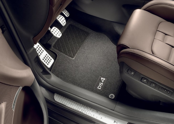 2017 DS DS 4 1.6 BlueHDi 120 Beygir Start Stop EAT6 Teknik Verileri