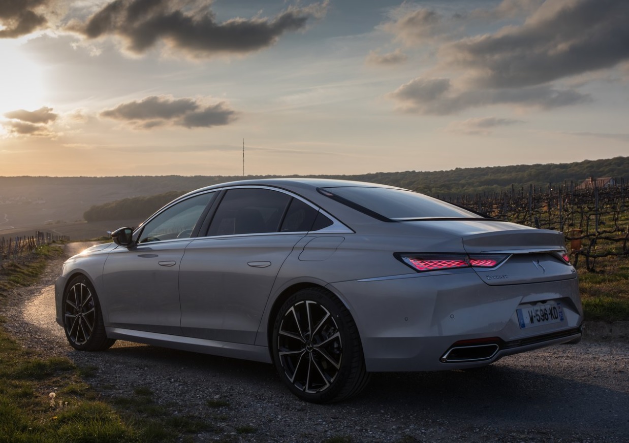 2023 DS DS 9 1.6 PureTech Rivoli Plus