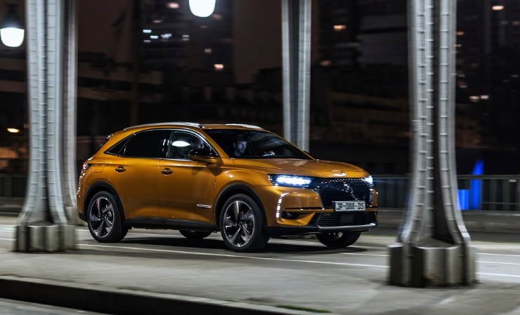 2022 DS DS 7 Crossback 1.6 PureTech 225 HP Ligne Noire Otomatik Özellikleri - bagajhacmi.com