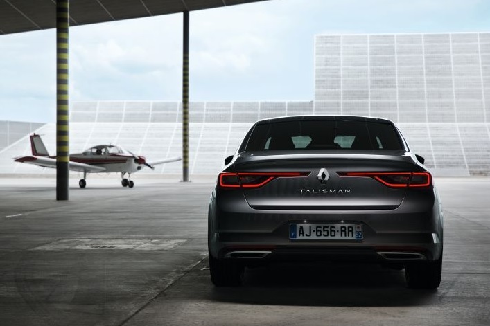 2022 Renault Talisman 1.3 TCe 160 HP Icon EDC Özellikleri - bagajhacmi.com