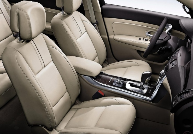 2014 Renault Latitude 2.0 dCi 175 Beygir Executive BVA Teknik Verileri