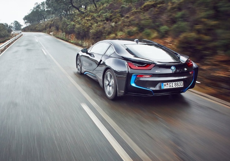 2018 BMW i8 1.5 362 Beygir Halo Steptronic Teknik Verileri