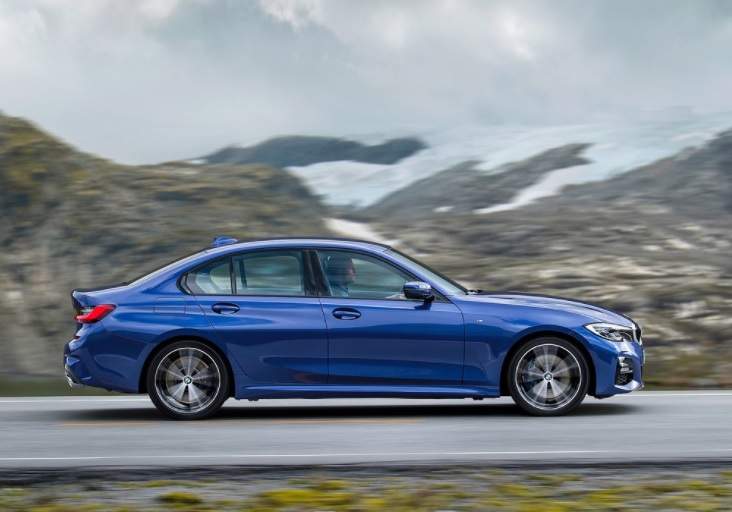 2022 BMW 3 Serisi 320i 1.6 170 HP M Sport Steptronic Özellikleri - bagajhacmi.com