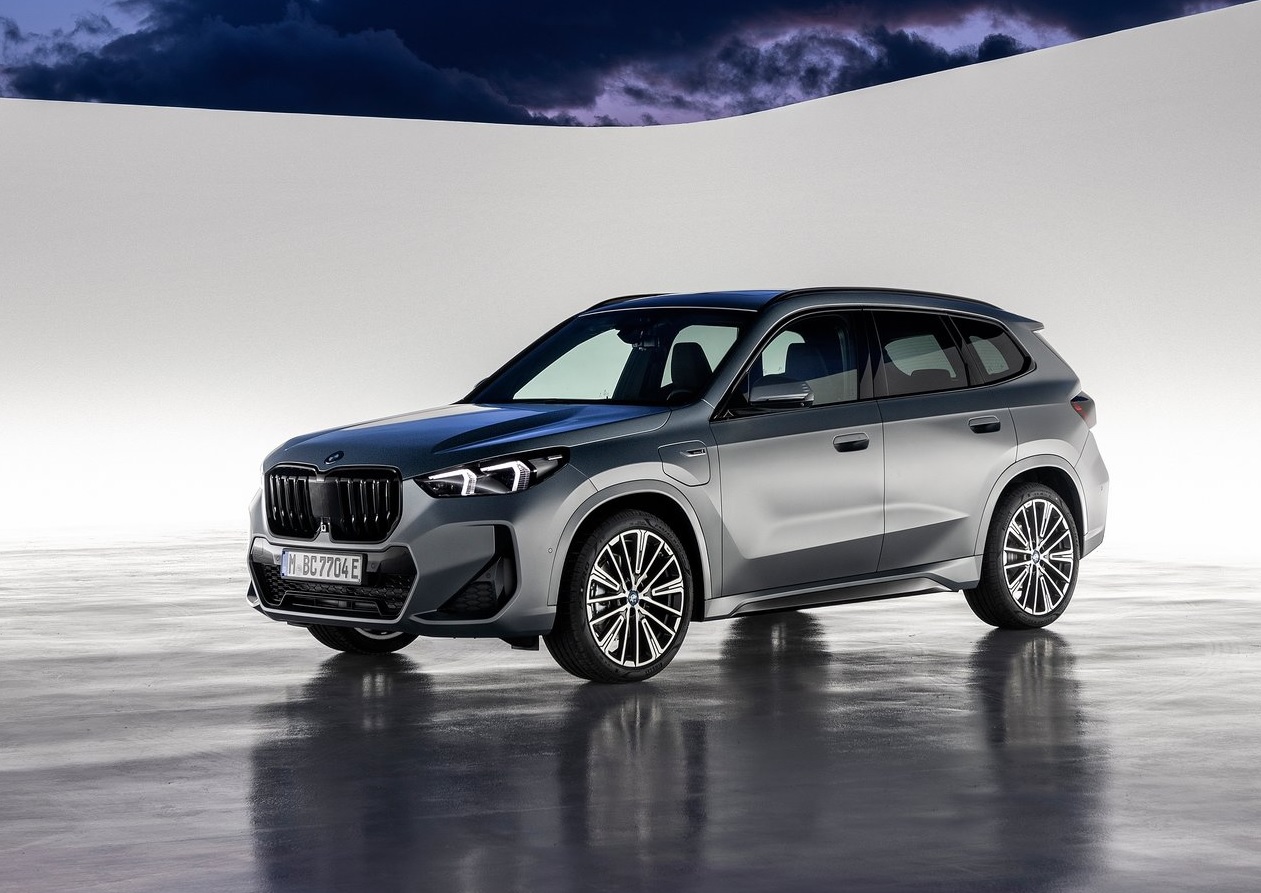 2023 BMW X1 1.5 sDrive18i 136 HP M Sport Steptronic Özellikleri - bagajhacmi.com