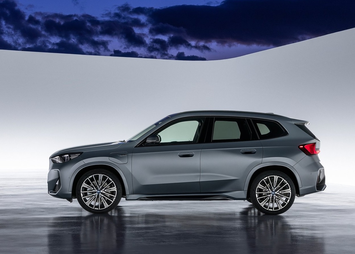2023 BMW X1 1.5 sDrive18i 136 HP M Sport Steptronic Özellikleri - bagajhacmi.com