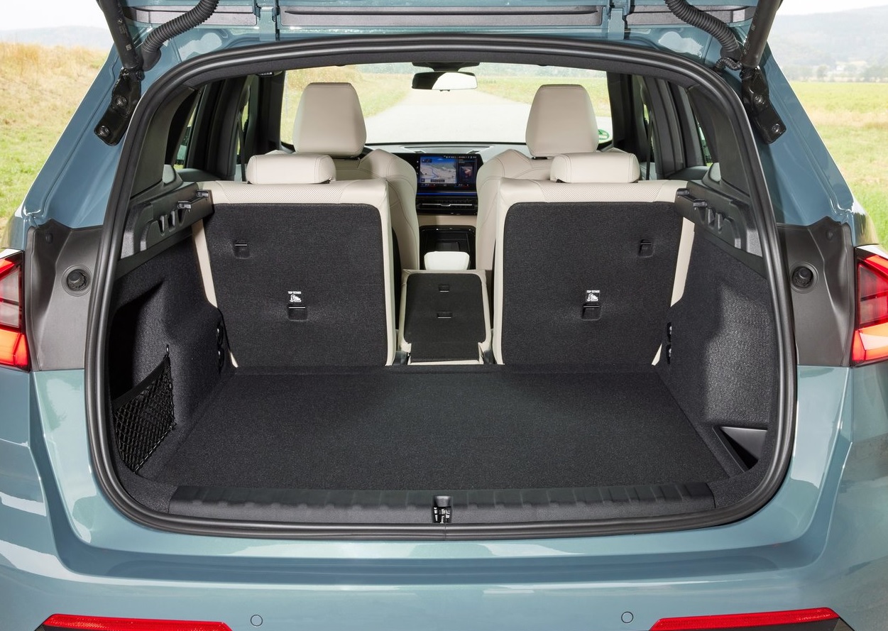 2023 BMW X1 1.5 sDrive18i 136 Beygir M Sport Steptronic Teknik Verileri