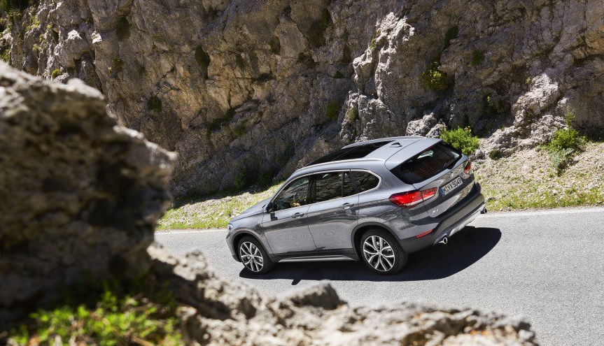 2021 BMW X1 1.5 sDrive18i 140 HP M Sport Steptronic Özellikleri - bagajhacmi.com