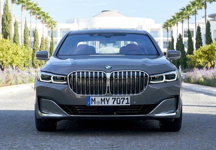 2020 BMW 7 Serisi 730Li 2.0 265 HP Pure Excellence Steptronic Özellikleri - bagajhacmi.com