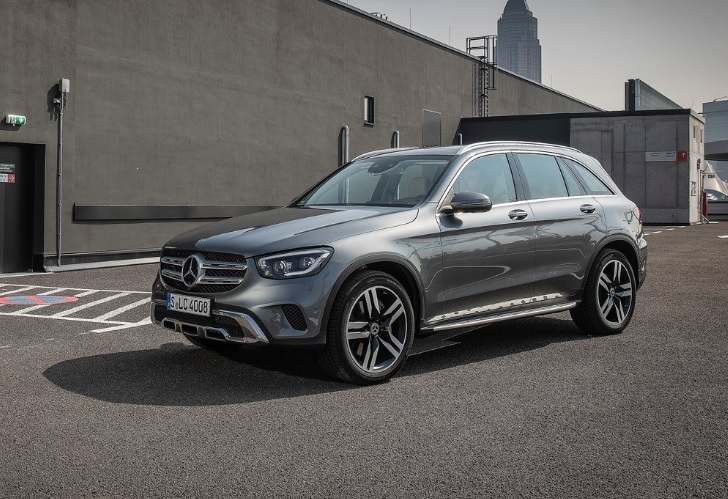 2021 Mercedes GLC 300d 2.0 4Matic 245 HP AMG 9G-Tronic Özellikleri - bagajhacmi.com