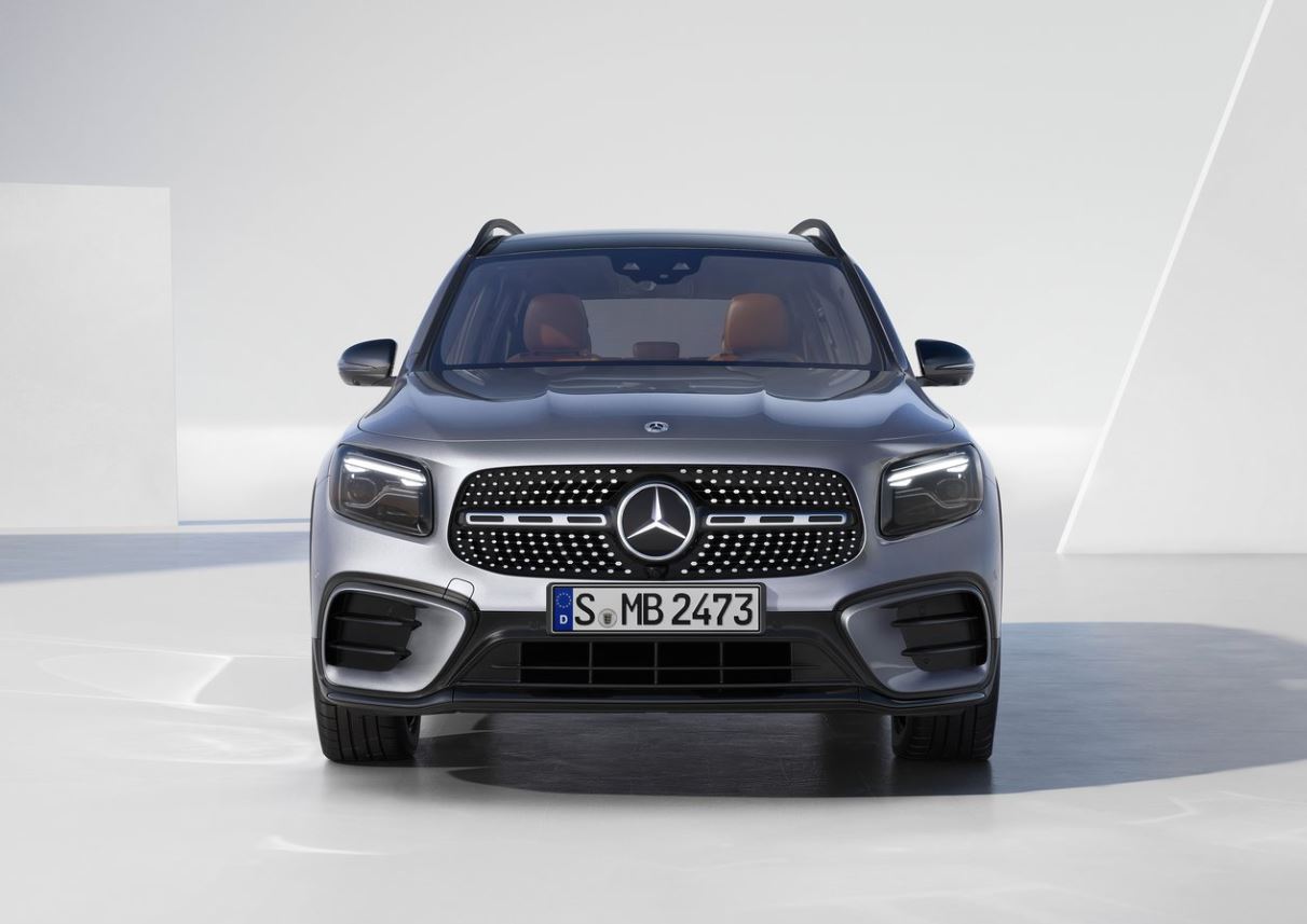 2025 Mercedes GLB 200 1.3 163 Beygir AMG 8G-DCT Teknik Verileri