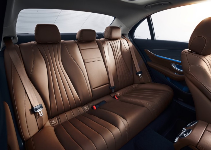 2021 Mercedes E Serisi E220d 2.0 194 HP Edition AMG 9G-TRONIC Özellikleri - bagajhacmi.com