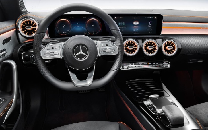 2022 Mercedes CLA Serisi 200 1.4 4MATIC 163 HP AMG Plus 7G-DCT Özellikleri - bagajhacmi.com