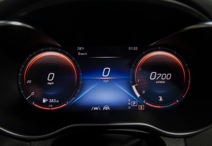 2021 Mercedes GLC 300d 2.0 4Matic 245 Beygir AMG 9G-Tronic Teknik Verileri