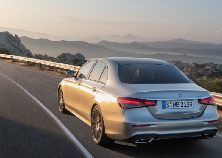 2023 Mercedes E Serisi E200d 1.6 160 Beygir Exclusive 9G-TRONIC Teknik Verileri